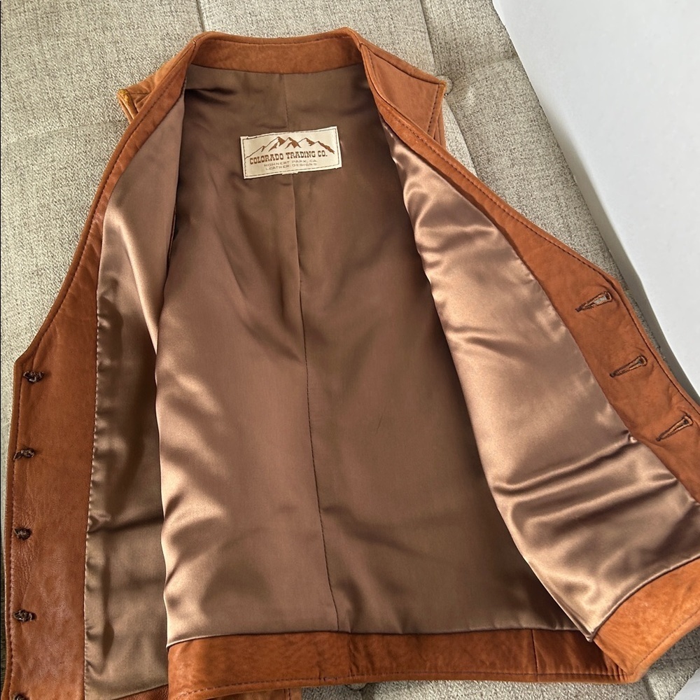 COLORADO TRADING CO WOMENS BROWN LEATHER WESTERN HIPPY DISTRESSED VEST SZ S - Picture 7 of 15